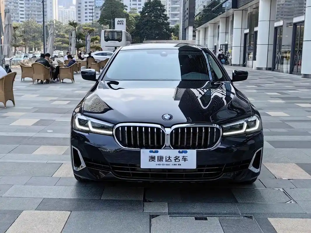 宝马525li 红内·36w 最新收购 21款 宝马525li 豪华版 2021年5月入户