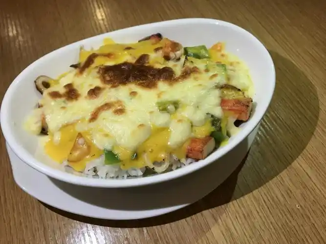 海鲜芝士焗饭(海鲜芝士焗饭的做法烤箱)