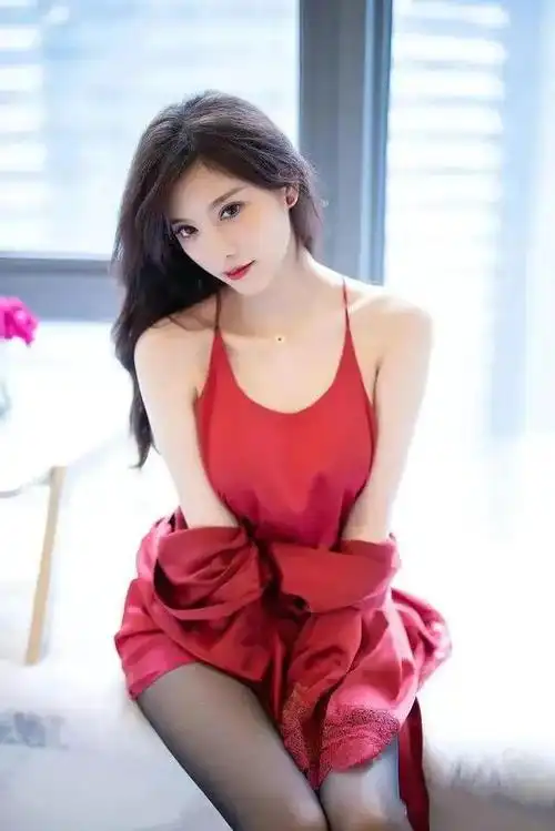 是真实存在的吗?太太太绝了|本宫|杨晨晨|性感美女_网易订阅