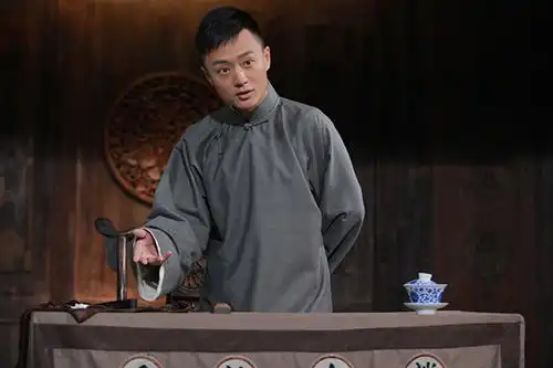 《说书人》吴健临时加戏 演绎宝贵民族气节