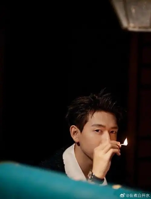 李现是瘦了吗#每一张侧脸都很绝～李现|李现超话