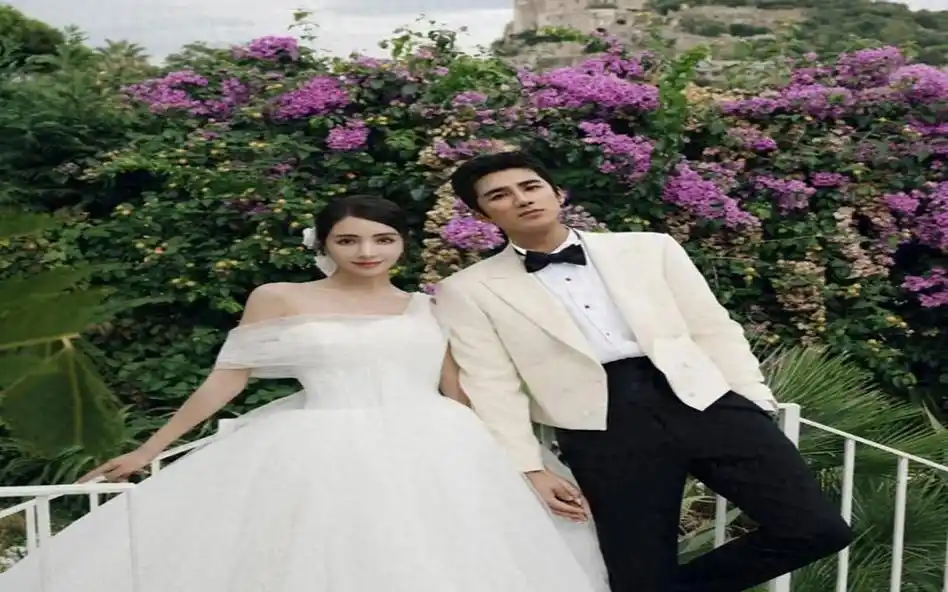 姜潮意大利梦幻婚礼,狂奔向麦迪娜,甜蜜拥吻羡煞旁人