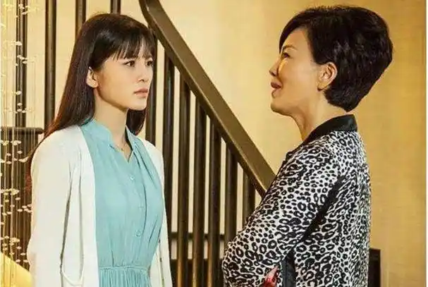 我坐月子一个人带娃婆婆潇洒去旅游回来还问我月子坐完没