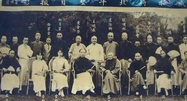 他是丁力原型叱咤上海滩多年晚景凄凉死前清理几十亿欠条