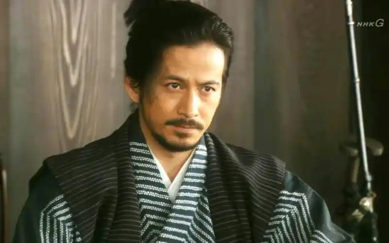 黑田官兵卫获得4万石封地,入主播磨国山崎城,德川家康获得大义名分,联