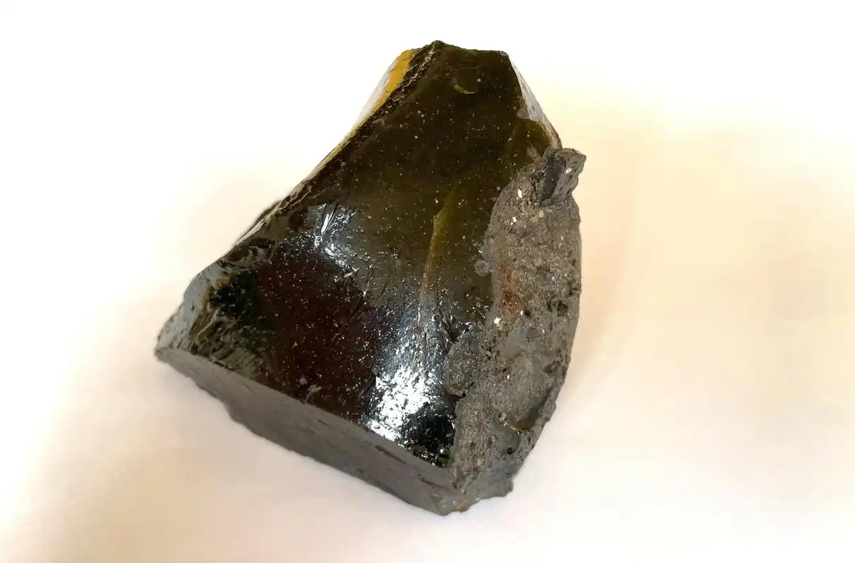 精品推荐|极为少见的高质量玻璃陨石