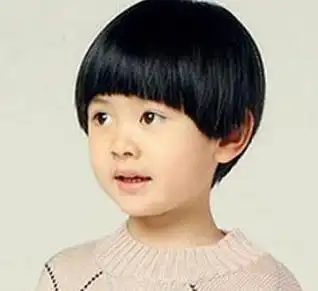 小女孩短发怎么做可爱,10岁短发小女孩发型图片