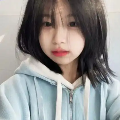 女生自拍头像真实