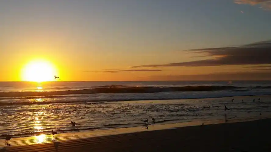 海上日出唯美景色,图片,壁纸,自然风景-桌酷