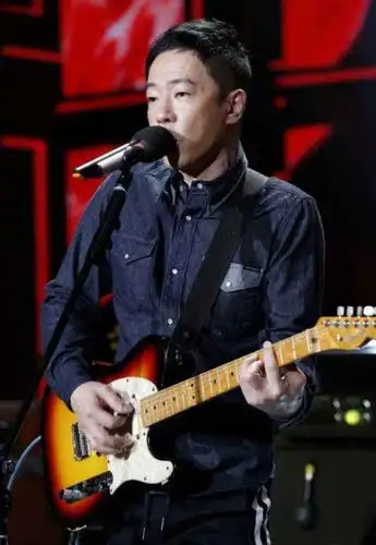 "紫霞仙子"朱茵那么爱周星驰,为何嫁给了黄贯中?