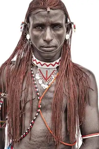 非洲游牧部落,服饰华丽犹如科幻电影