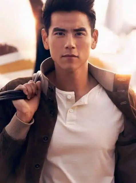 彭于晏个人资料简历及最新图片写真2021