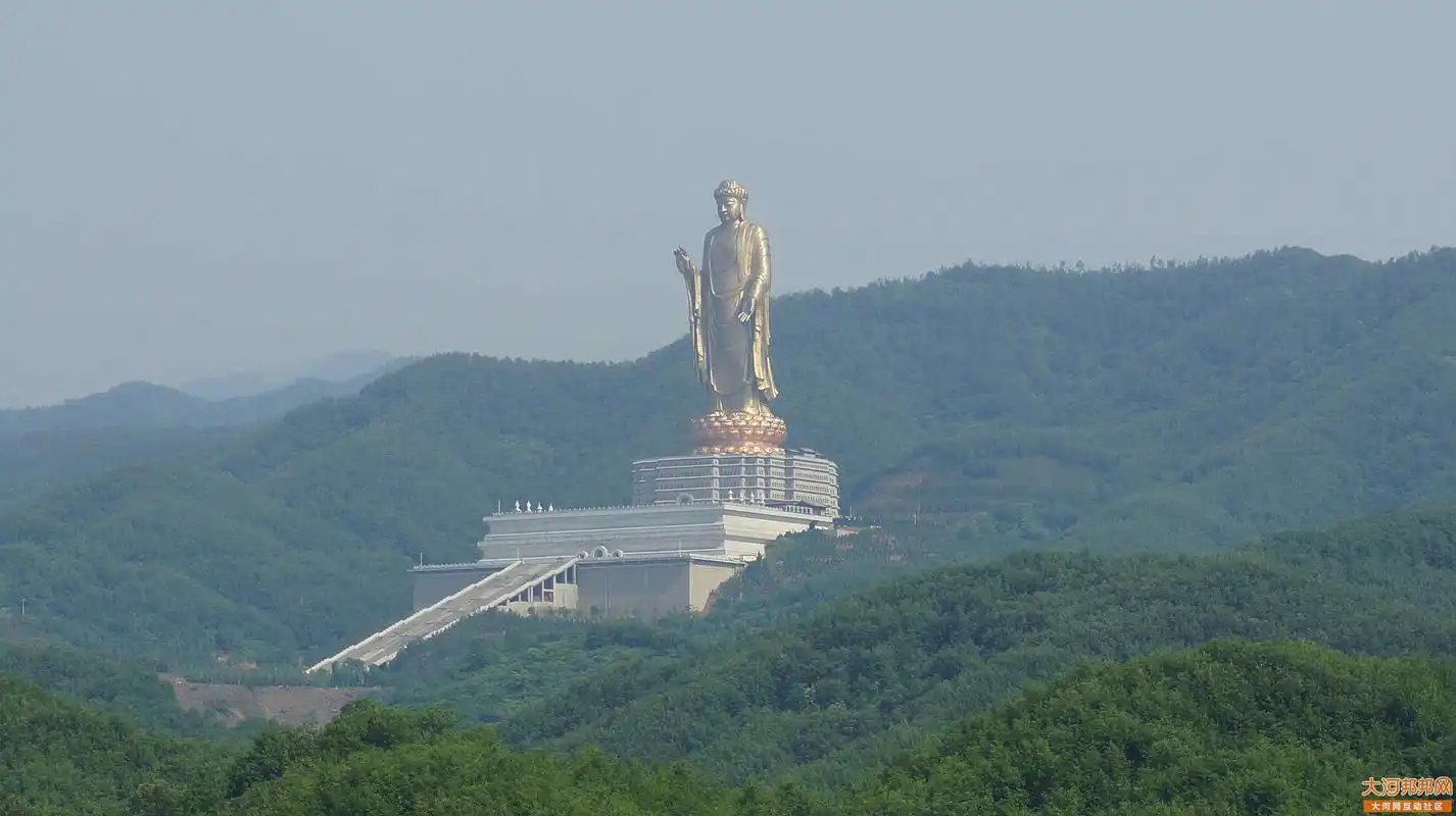 我国最"心黑"佛像,耗资金12亿建造,拜下需要120块钱!