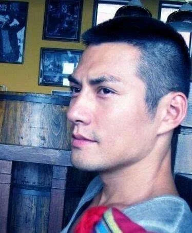 男人丑不丑平头走一走10大男星平头谁最帅