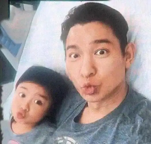 朱丽倩在几年后又为刘德华诞下一个儿子,坊间传闻是在2015年