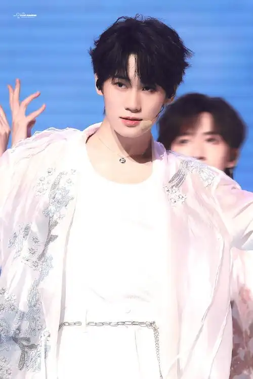 直到你降临@时代少年团-张真源·#时代少年团再获亚洲人气组合