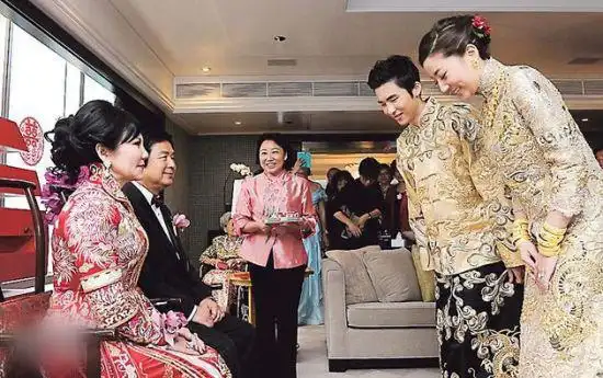 被夫家花费8亿娶回家,生下双胞胎儿子被宠成女王|汪圆圆|面相|蔡加赞