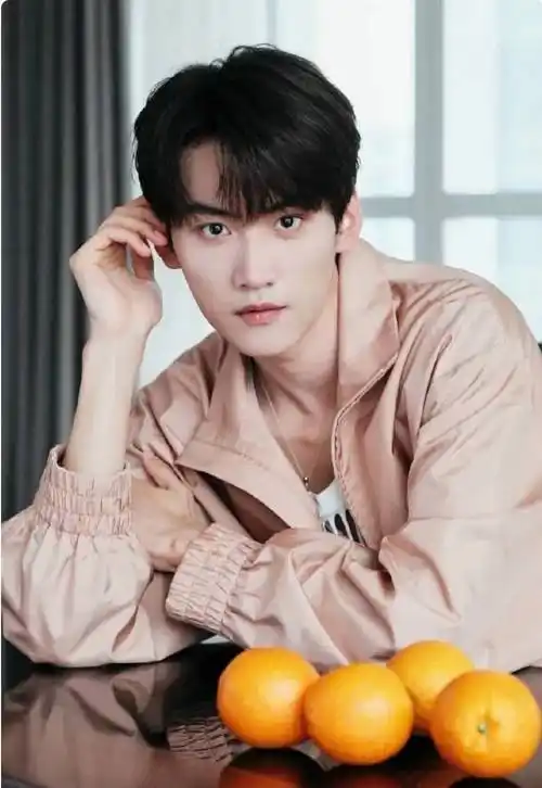 周柯宇父亲被执行151万关周柯宇什么事