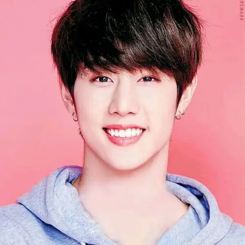 wuli可爱的段宜恩恩恩恩恩(人 )比心心