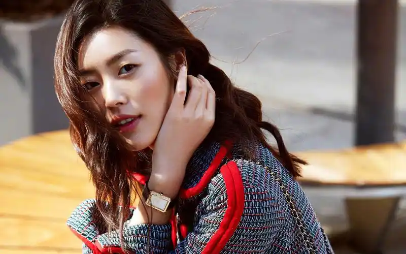 刘雯,即使身处一线超模的地位,仍旧着保持一颗简单纯粹的心