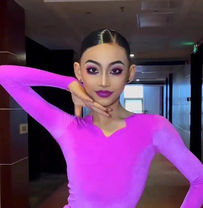 b5的女孩子都是仙女下凡.#拉丁舞 #国标舞妆容与发型 @l - 抖音