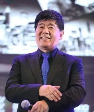 歌唱家王洁实:从修理工到一代人的回忆,与平凡女工妻子相爱一生