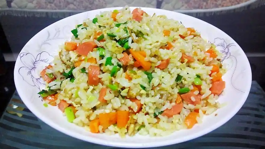 蛋炒饭隔夜米饭最受欢迎的吃法