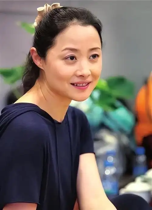 回顾3段婚姻2次离带着二夫的孩子和一夫复合后刘蓓过得怎么样