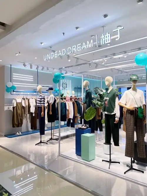 好物分享  #柚丁女装  #店铺陈列  #陈列  #店铺实拍  #七夕  #七夕