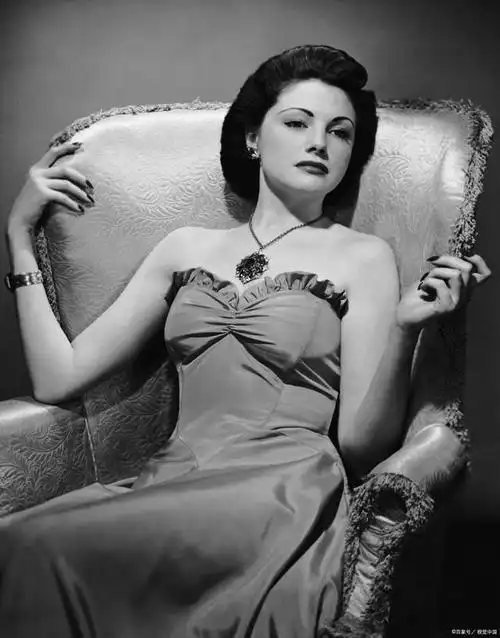 作为一名杰出的女演员,她在好莱坞黄金时代的电影中表现出色出演了多