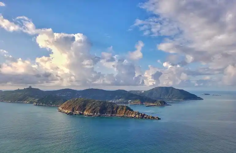 三星s9 感觉拍的图搞一搞也还能战.