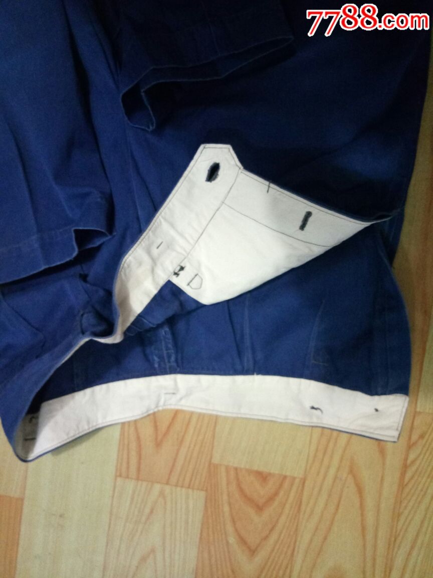 旁开门女式迪卡裤子