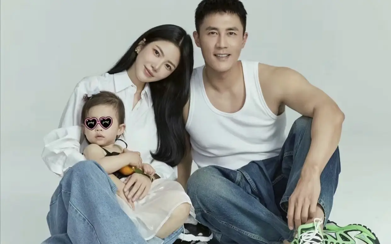 杜淳老婆餐厅就餐遭烫伤换座就女引热议