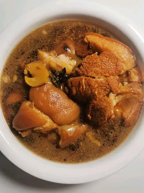 十分钟快手菜炖猪肘子(高压锅版),比外卖强!