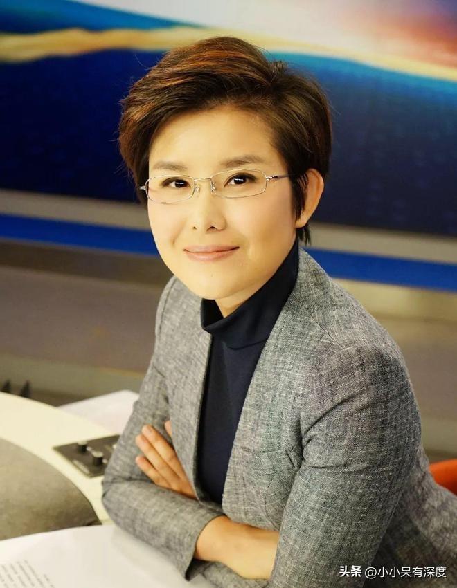 女主持人王宁近照,漂亮有气质!网友:王宁,才是目前央视一姐!