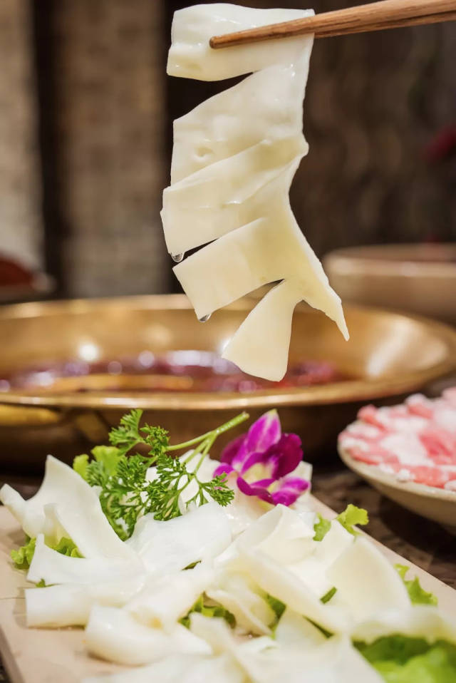 晶莹白嫩的鲜猪黄喉