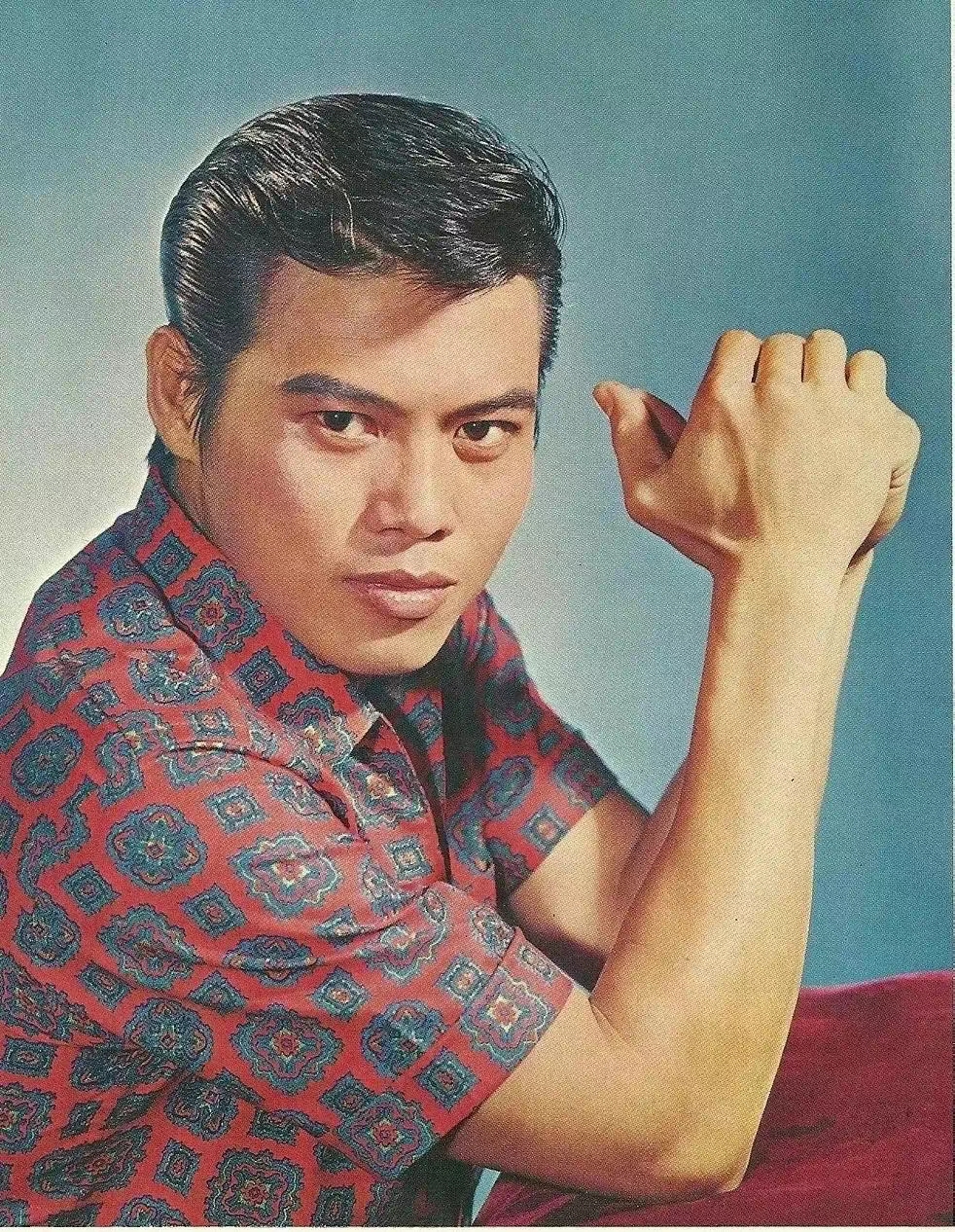 王龙威:山鸡岳父,一拳能打死一匹马的反派王,当导演捧红陈宝莲