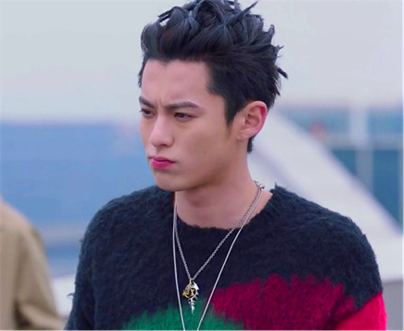 《流星花园》道明寺的宽松毛衣,第二件和第四件最符合人物性格!