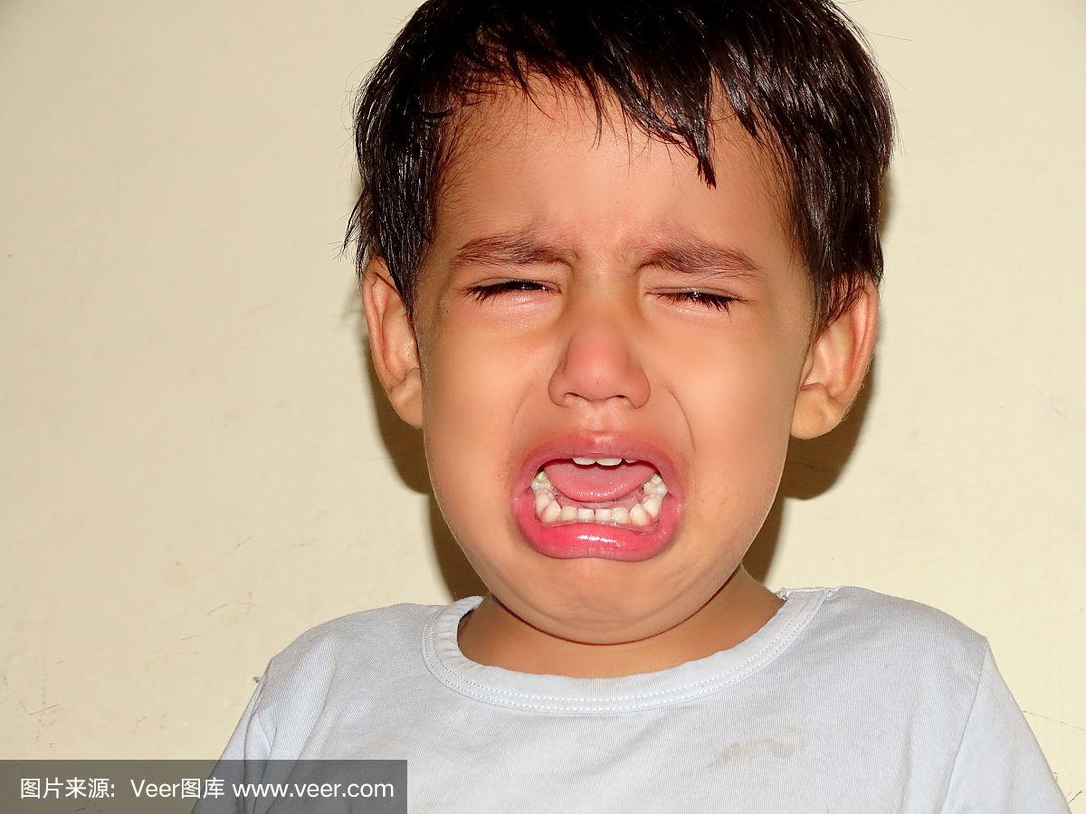 哭泣的孩子!