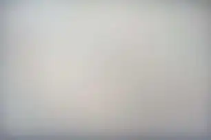 银灰色是什么意思_银灰色怎么读_造句_拼音_解释