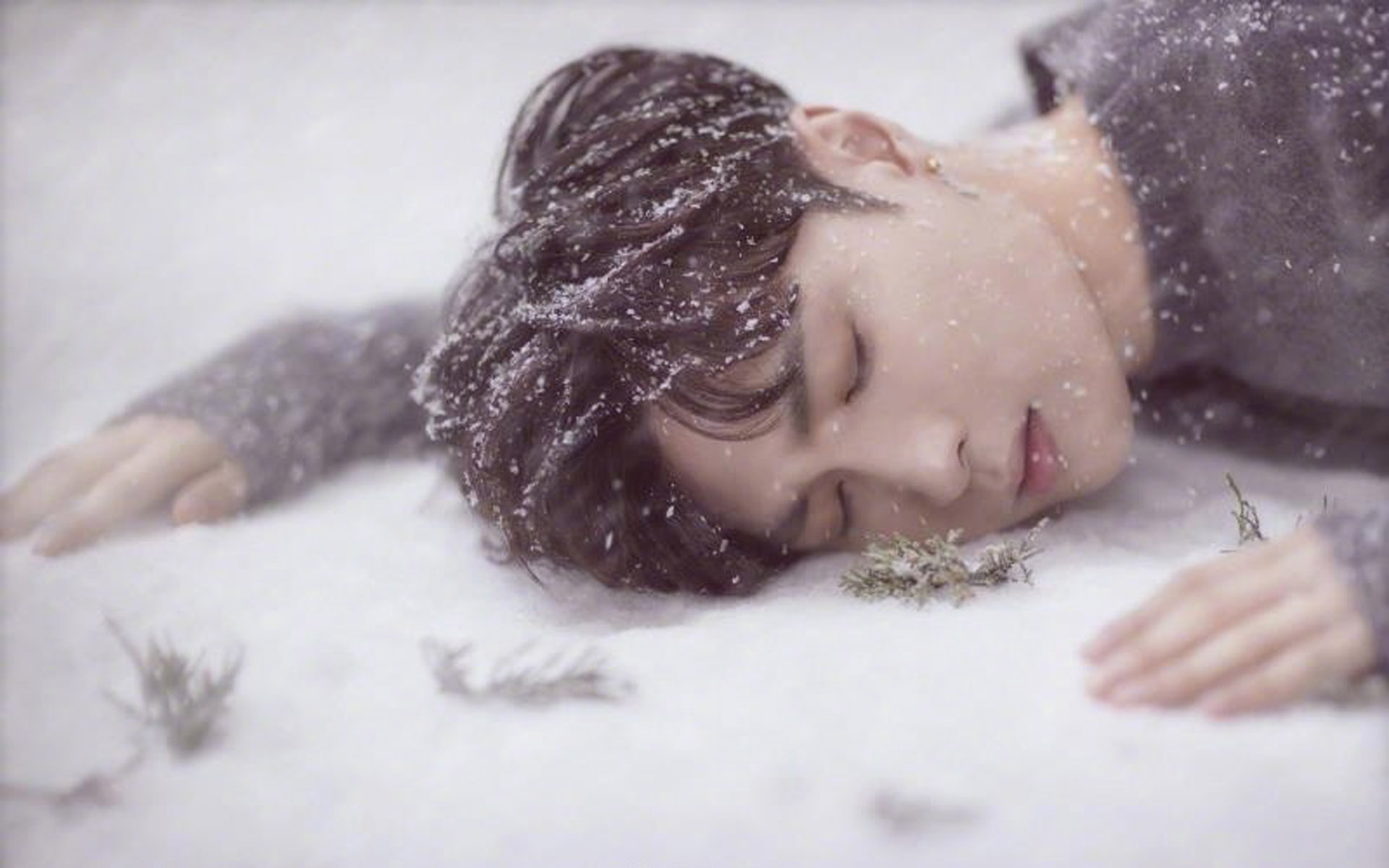 张艺兴冬日酷帅写真高清图片桌面壁纸