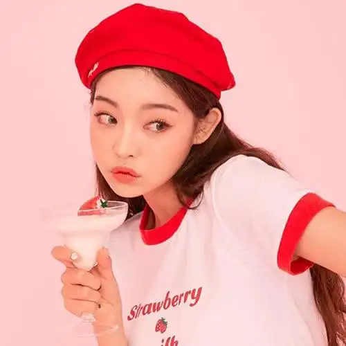 时尚草莓女孩头像图片