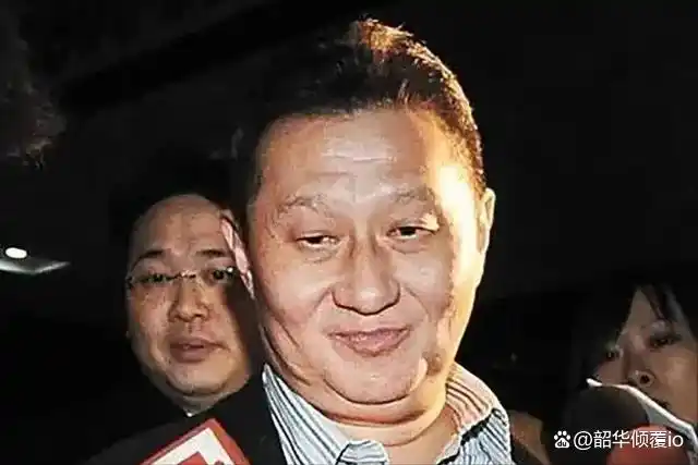 之后,出于种种考虑,何念慈与孙道存离婚.