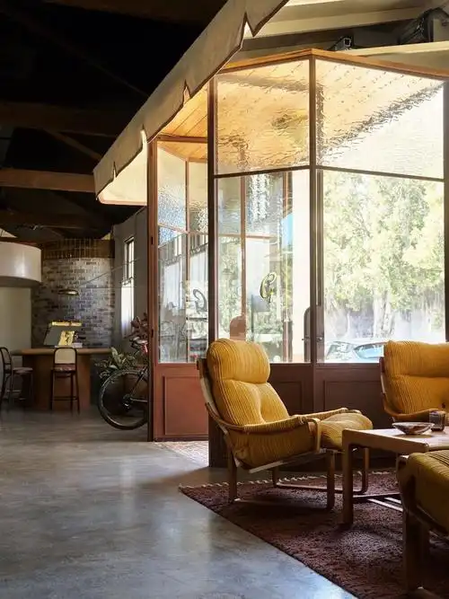 意大利复古工业咖啡屋