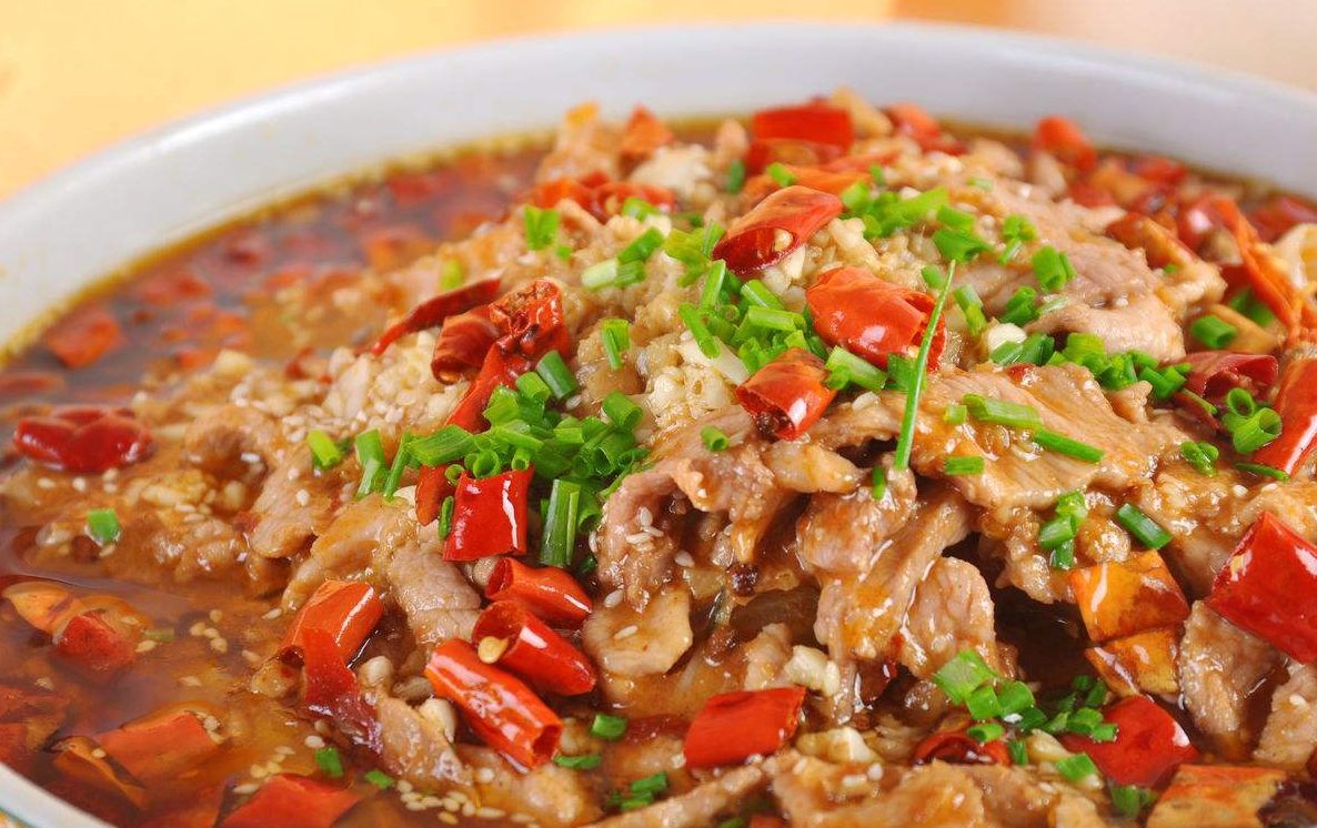 做水煮肉片时,切记要多加一步,肉片才能又嫩又滑,而且更入味