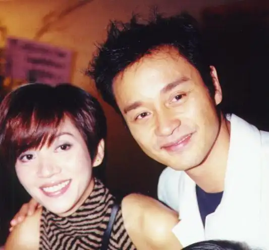 老照片:梅艳芳和张国荣