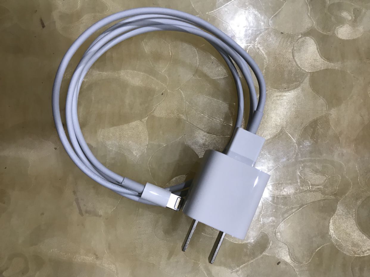 苹果(apple)iphone 充电器充电头5w usb 电源适配器iphonex/8/7/6/6s