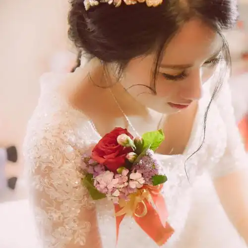 婚礼当天怎么拍出最美新娘 如何记录婚礼美好瞬间