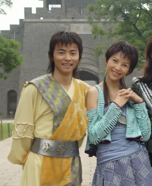 或退圈,或坐拥上亿资产_于波_杨俊毅_张晋