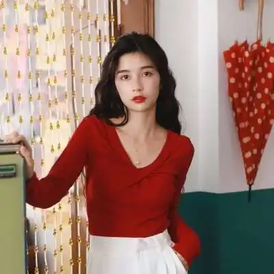 2020女生微信头像成熟何必强求敷衍